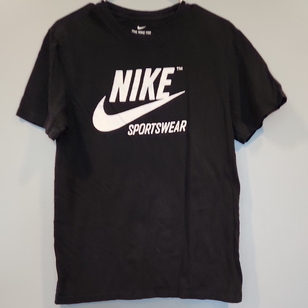 Nike Kids Black T-Shirt Small